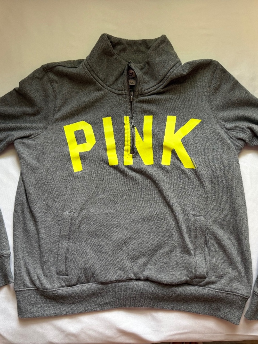 VS Pink, Women's pull over, Size L